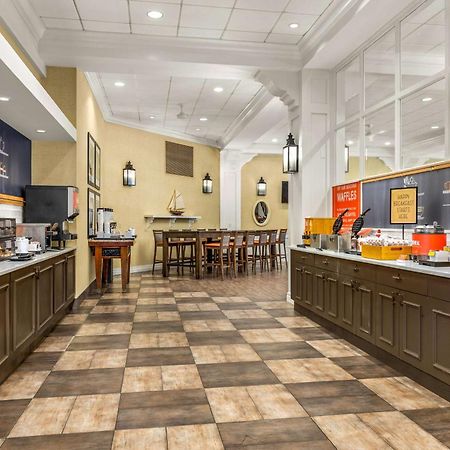 Hampton Inn Boston-Natick Buitenkant foto