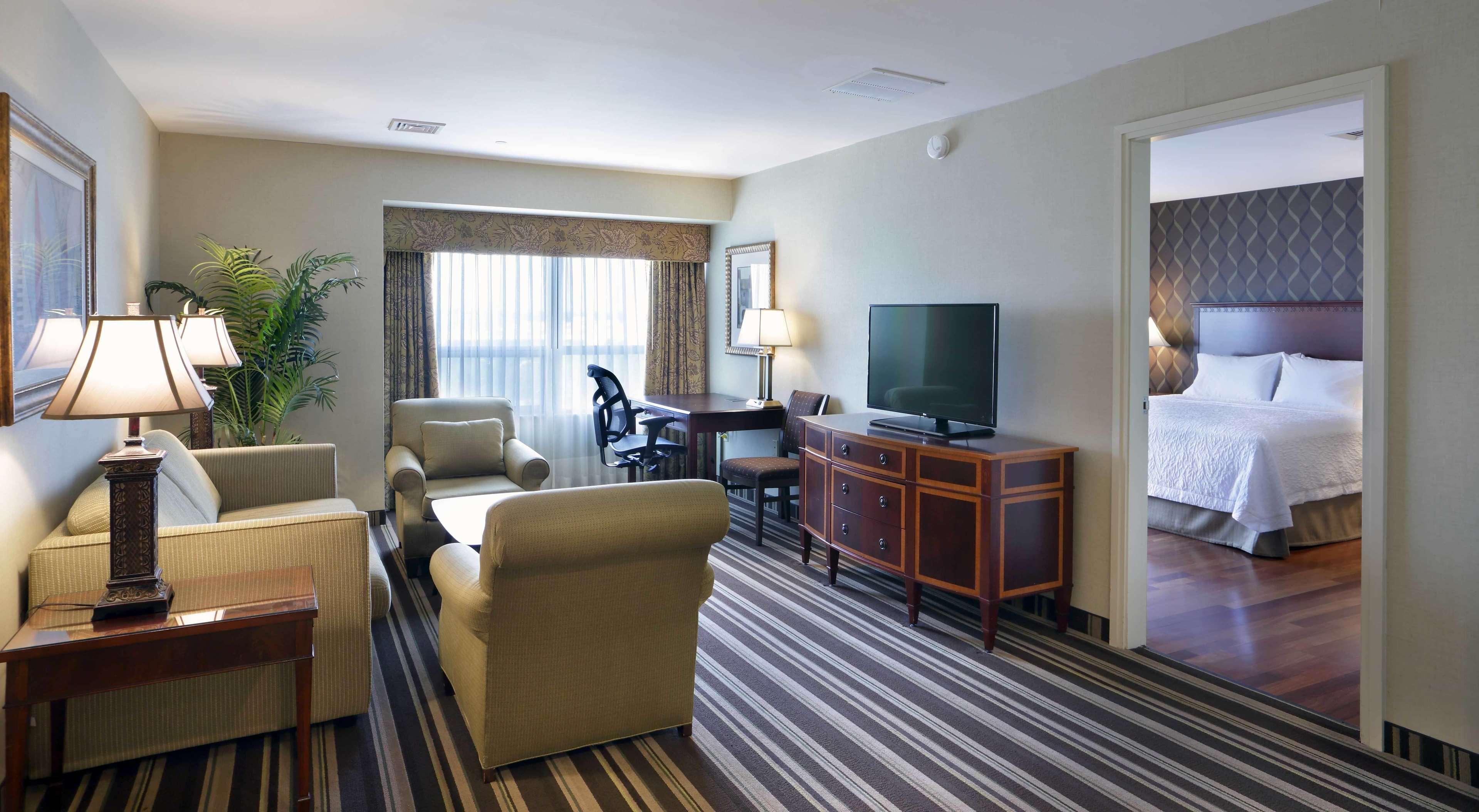 Hampton Inn Boston-Natick Buitenkant foto