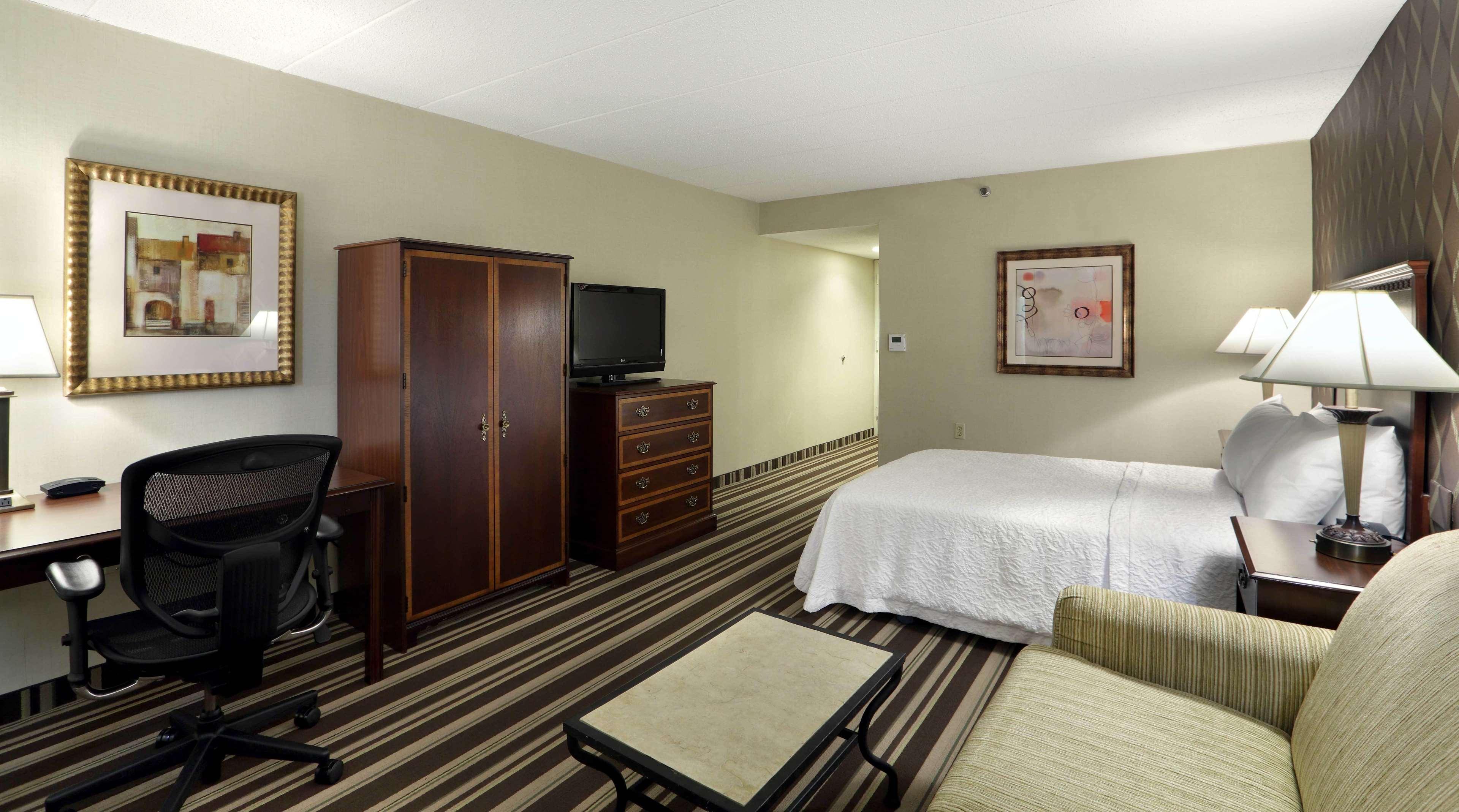 Hampton Inn Boston-Natick Buitenkant foto