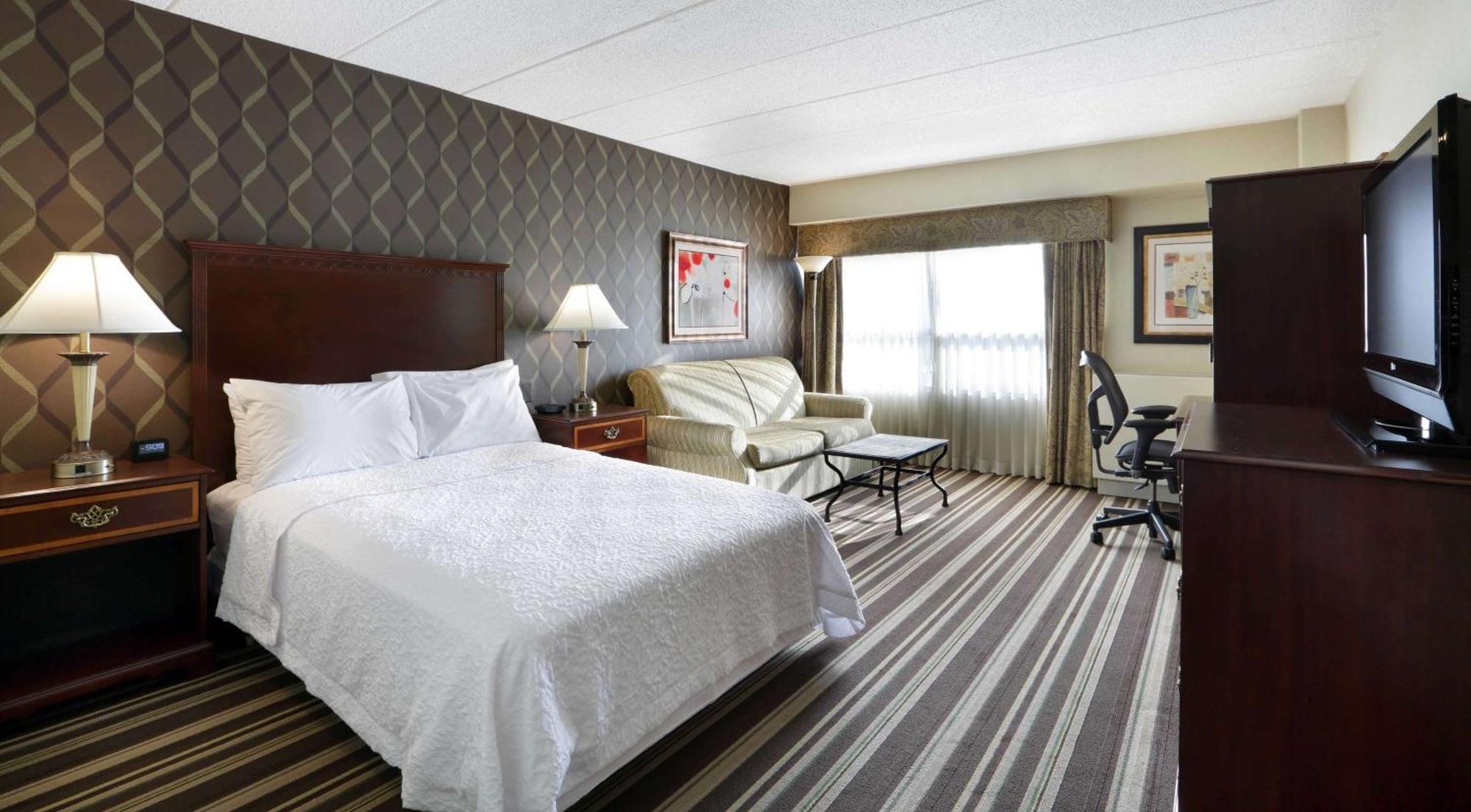 Hampton Inn Boston-Natick Buitenkant foto